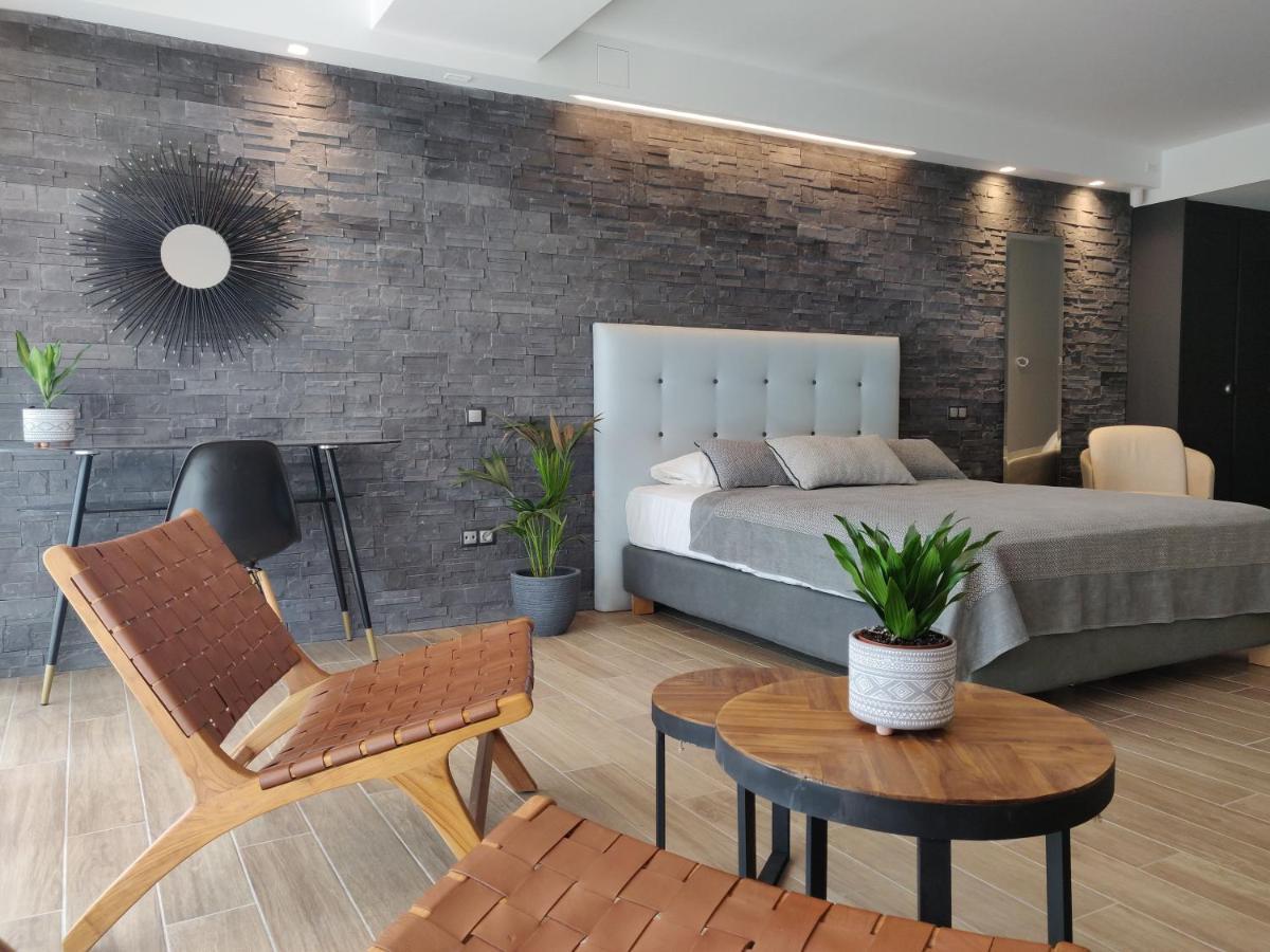 Sunny New Lovely Apartment 60 Meters From The Metro Atenas Exterior foto